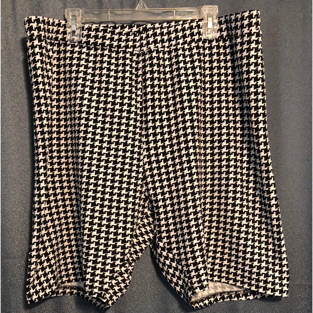 4X Houndstooth Shorts, Like New